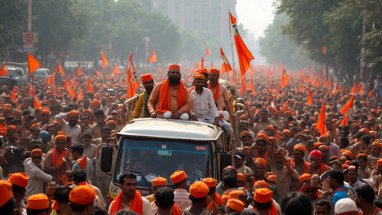 मराठा आरक्षण: मुंबई में अनिश्चितकालीन अनशन, आजाद मैदान से उठा सबसे बड़ा सवाल
